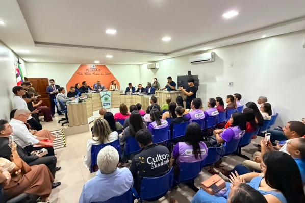 Câmara de Santo Antônio dos Lopes homenageia juíza e pastor com Títulos de Cidadão Santo-antoen...